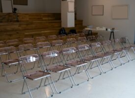 Was braucht eine Stapelstuhl für Veranstaltungen