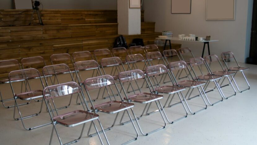 Was braucht eine Stapelstuhl für Veranstaltungen